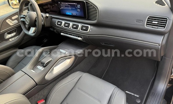 Sayi Sabo Mercedes‒Benz GLE Black Mota in Douala a Ƙasar Kamaru Sayi Sabo Mercedes‒Benz GLE Black Mota in Douala a Ƙasar Kamaru