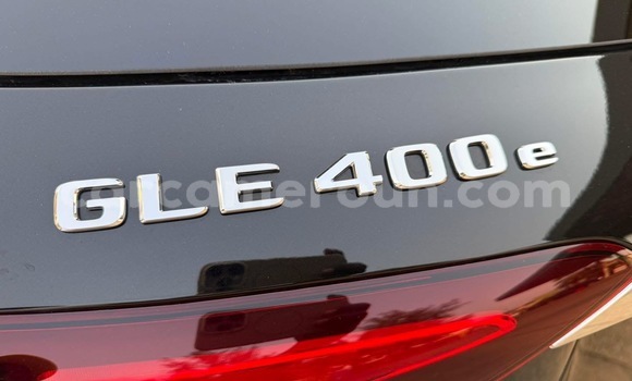 Sayi Sabo Mercedes‒Benz GLE Black Mota in Douala a Ƙasar Kamaru Sayi Sabo Mercedes‒Benz GLE Black Mota in Douala a Ƙasar Kamaru