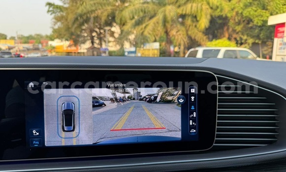 Sayi Sabo Mercedes‒Benz GLE Black Mota in Douala a Ƙasar Kamaru Sayi Sabo Mercedes‒Benz GLE Black Mota in Douala a Ƙasar Kamaru