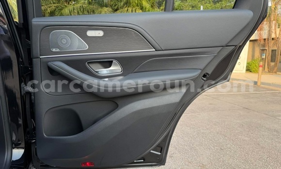 Sayi Sabo Mercedes‒Benz GLE Black Mota in Douala a Ƙasar Kamaru Sayi Sabo Mercedes‒Benz GLE Black Mota in Douala a Ƙasar Kamaru