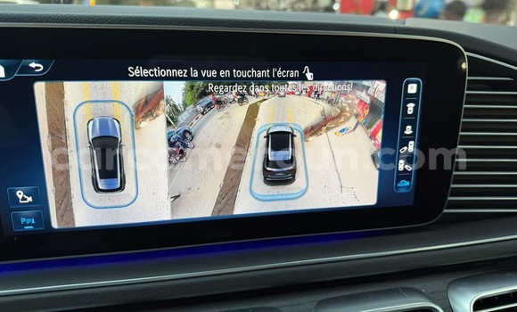 Sayi Sabo Mercedes‒Benz GLE Black Mota in Douala a Ƙasar Kamaru Sayi Sabo Mercedes‒Benz GLE Black Mota in Douala a Ƙasar Kamaru