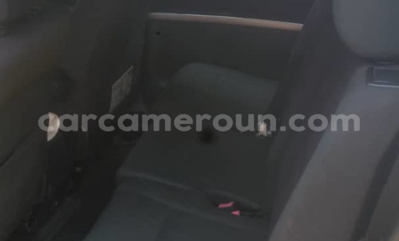 Sayi Na hannu Toyota Corolla Verso Azurfa Mota in Douala a Ƙasar Kamaru Sayi Na hannu Toyota Corolla Verso Azurfa Mota in Douala a Ƙasar Kamaru