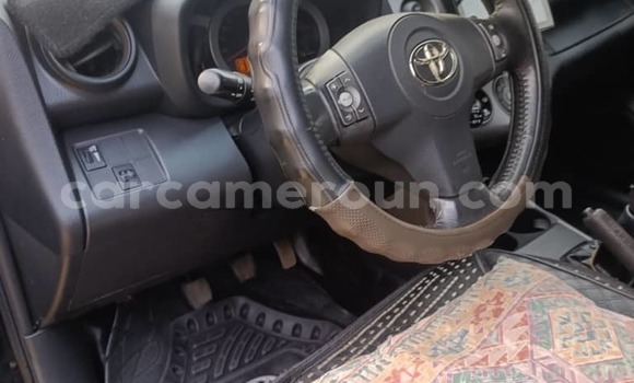 Acheter Occasion Voiture Toyota RAV4 Noir à Douala, Littoral Cameroon Acheter Occasion Voiture Toyota RAV4 Noir à Douala, Littoral Cameroon
