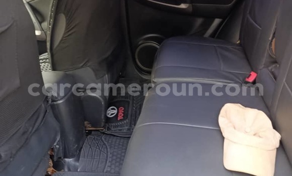 Acheter Occasion Voiture Toyota RAV4 Noir à Douala, Littoral Cameroon Acheter Occasion Voiture Toyota RAV4 Noir à Douala, Littoral Cameroon