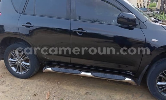 Acheter Occasion Voiture Toyota RAV4 Noir à Douala, Littoral Cameroon Acheter Occasion Voiture Toyota RAV4 Noir à Douala, Littoral Cameroon