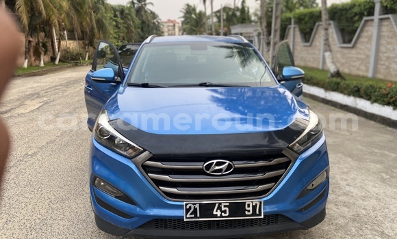 Sayi Imported Hyundai Tucson Blue Mota in Douala a Ƙasar Kamaru