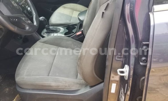 Sayi Na hannu Hyundai Santa Fe Blue Mota in Douala a Ƙasar Kamaru Sayi Na hannu Hyundai Santa Fe Blue Mota in Douala a Ƙasar Kamaru