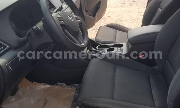 Sayi Na hannu Hyundai Tucson Sauran Mota in Douala a Ƙasar Kamaru Sayi Na hannu Hyundai Tucson Sauran Mota in Douala a Ƙasar Kamaru