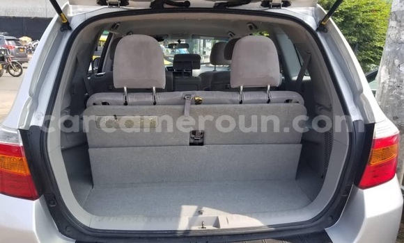 Acheter Neuf Voiture Toyota Highlander Gris à Douala, Littoral Cameroon Acheter Neuf Voiture Toyota Highlander Gris à Douala, Littoral Cameroon