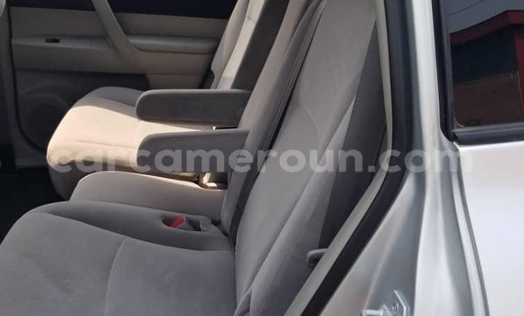 Acheter Neuf Voiture Toyota Highlander Gris à Douala, Littoral Cameroon Acheter Neuf Voiture Toyota Highlander Gris à Douala, Littoral Cameroon