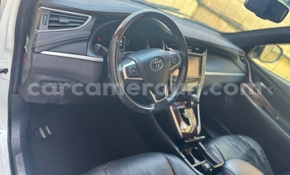 Buy New Toyota Harrier White Car in Douala in Littoral Cameroon Buy New Toyota Harrier White Car in Douala in Littoral Cameroon