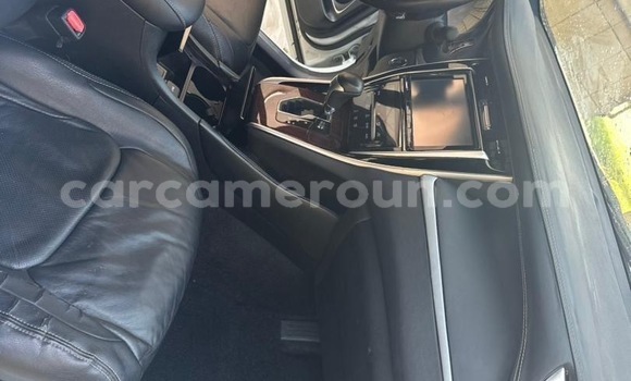Buy New Toyota Harrier White Car in Douala in Littoral Cameroon Buy New Toyota Harrier White Car in Douala in Littoral Cameroon