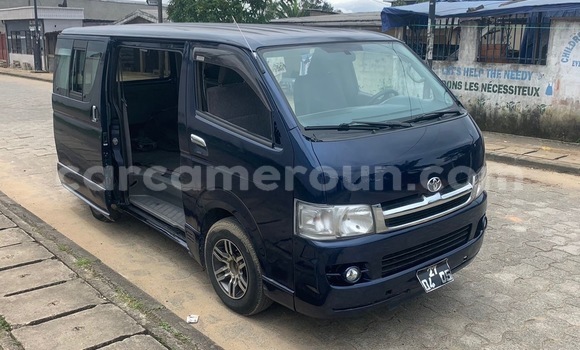 Buy Import Toyota HiAce Blue Truck in Douala in Littoral Cameroon Buy Import Toyota HiAce Blue Truck in Douala in Littoral Cameroon