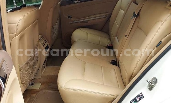 Acheter Occasion Voiture Mercedes‒Benz ML–Class Blanc à Douala, Littoral Cameroon Acheter Occasion Voiture Mercedes‒Benz ML–Class Blanc à Douala, Littoral Cameroon