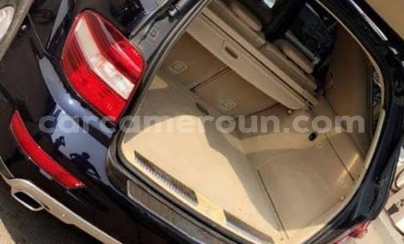 Sayi Na hannu Mercedes‒Benz ML–Class Blue Mota in Yaounde a Babban Kamaru Sayi Na hannu Mercedes‒Benz ML–Class Blue Mota in Yaounde a Babban Kamaru