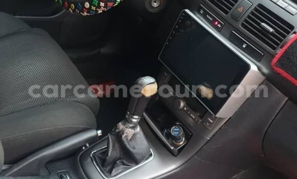 Buy Used Toyota Avensis Blue Car in Douala in Littoral Cameroon Buy Used Toyota Avensis Blue Car in Douala in Littoral Cameroon