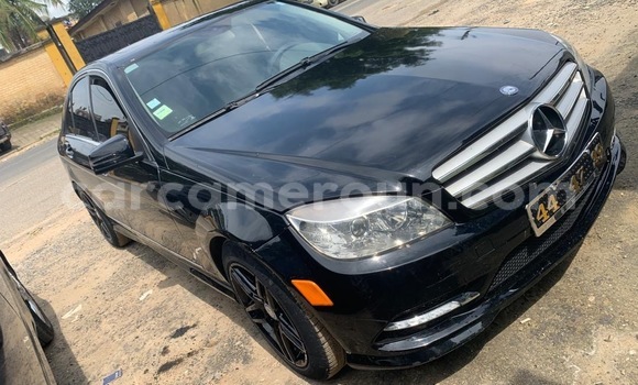 Acheter Occasion Voiture Mercedes‒Benz C-klasse Noir à Douala, Littoral Cameroon