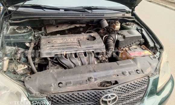 Sayi Na hannu Toyota Corolla Green Mota in Douala a Ƙasar Kamaru Sayi Na hannu Toyota Corolla Green Mota in Douala a Ƙasar Kamaru