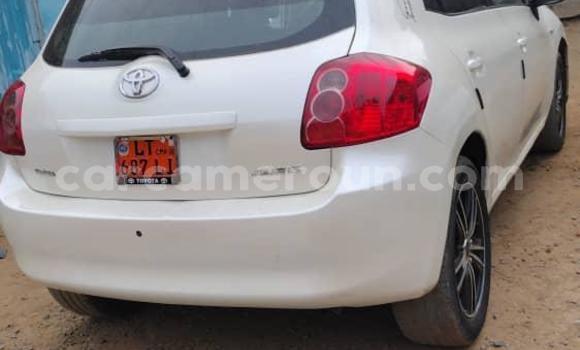 Sayi Na hannu Toyota Auris White Mota in Douala a Ƙasar Kamaru Sayi Na hannu Toyota Auris White Mota in Douala a Ƙasar Kamaru