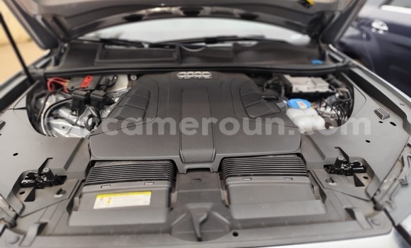 Acheter Neuf Voiture Audi Q7 Gris à Yaoundé, Central Cameroon Acheter Neuf Voiture Audi Q7 Gris à Yaoundé, Central Cameroon