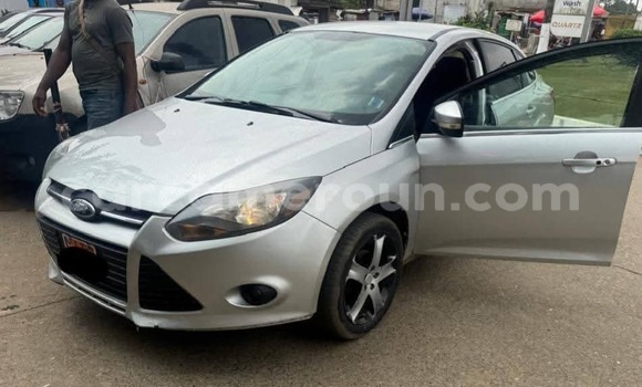 Acheter Occasion Voiture Ford Focus ST Gris à Douala, Littoral Cameroon Acheter Occasion Voiture Ford Focus ST Gris à Douala, Littoral Cameroon