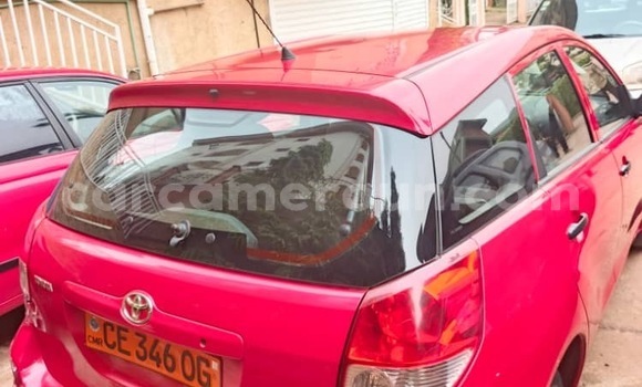 Acheter Occasion Voiture Toyota Matrix Rouge à Yaoundé, Central Cameroon Acheter Occasion Voiture Toyota Matrix Rouge à Yaoundé, Central Cameroon