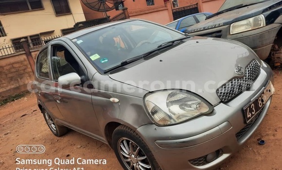 Acheter Occasion Voiture Toyota Yaris Gris à Yaoundé, Central Cameroon Acheter Occasion Voiture Toyota Yaris Gris à Yaoundé, Central Cameroon