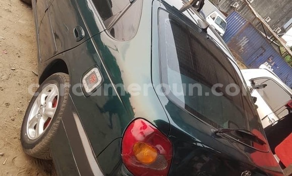 Sayi Na hannu Toyota Avensis Green Mota in Douala a Ƙasar Kamaru Sayi Na hannu Toyota Avensis Green Mota in Douala a Ƙasar Kamaru