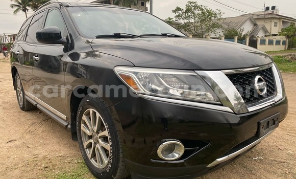 Acheter Import Voiture Nissan Pathfinder Noir à Douala, Littoral Cameroon