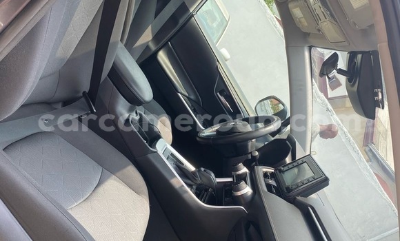 Acheter Import Voiture Toyota RAV4 Autre à Douala, Littoral Cameroon Acheter Import Voiture Toyota RAV4 Autre à Douala, Littoral Cameroon