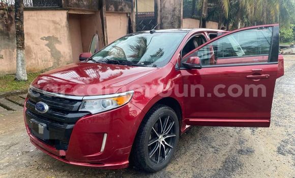 Sayi Na hannu Ford Edge Red Mota in Douala a Ƙasar Kamaru