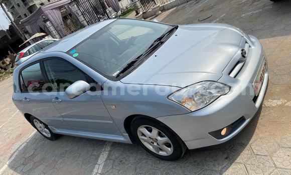Sayi Na hannu Toyota Corolla Blue Mota in Douala a Ƙasar Kamaru Sayi Na hannu Toyota Corolla Blue Mota in Douala a Ƙasar Kamaru