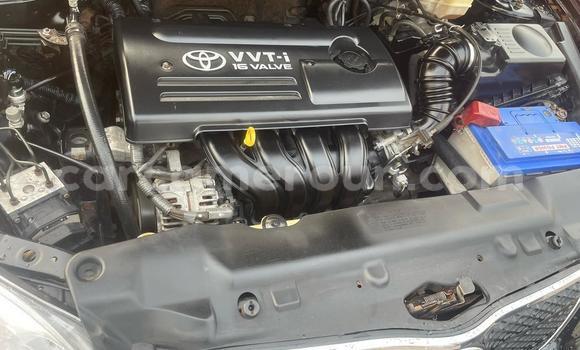 Sayi Na hannu Toyota Corolla Black Mota in Douala a Ƙasar Kamaru Sayi Na hannu Toyota Corolla Black Mota in Douala a Ƙasar Kamaru