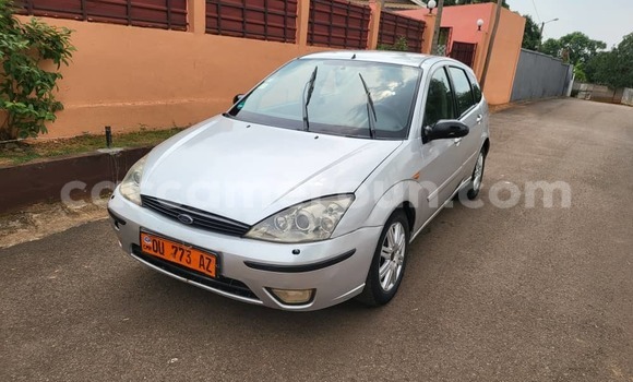 Sayi Na hannu Ford Focus Azurfa Mota in Yaounde a Babban Kamaru