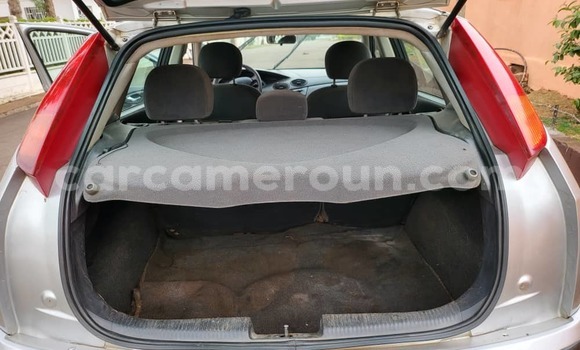 Sayi Na hannu Ford Focus Azurfa Mota in Yaounde a Babban Kamaru Sayi Na hannu Ford Focus Azurfa Mota in Yaounde a Babban Kamaru