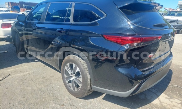 Acheter Import Voiture Toyota Highlander Noir à Douala, Littoral Cameroon Acheter Import Voiture Toyota Highlander Noir à Douala, Littoral Cameroon