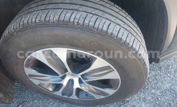 Acheter Import Voiture Toyota Highlander Noir à Douala, Littoral Cameroon Acheter Import Voiture Toyota Highlander Noir à Douala, Littoral Cameroon