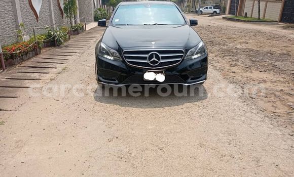 Acheter Occasion Voiture Mercedes-Benz E-Classe Noir à Douala, Littoral Cameroon