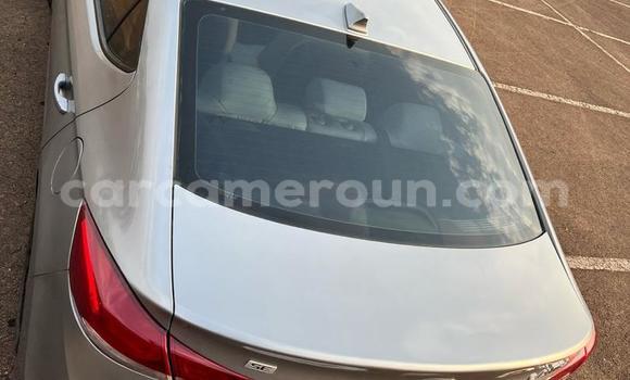 Sayi Na hannu Hyundai Elantra Azurfa Mota in Yaounde a Babban Kamaru Sayi Na hannu Hyundai Elantra Azurfa Mota in Yaounde a Babban Kamaru