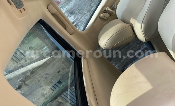 Sayi Imported Lexus RX 350 Black Mota in Douala a Ƙasar Kamaru Sayi Imported Lexus RX 350 Black Mota in Douala a Ƙasar Kamaru