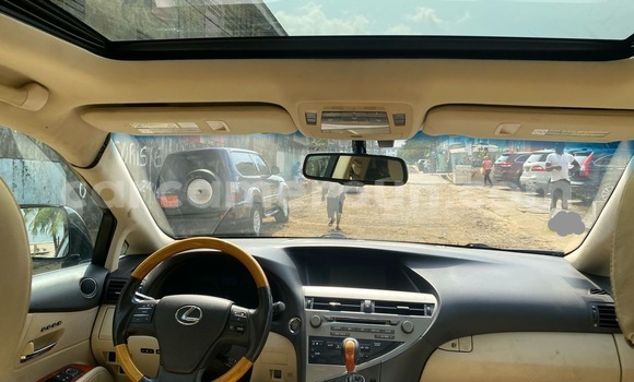 Sayi Imported Lexus RX 350 Black Mota in Douala a Ƙasar Kamaru Sayi Imported Lexus RX 350 Black Mota in Douala a Ƙasar Kamaru