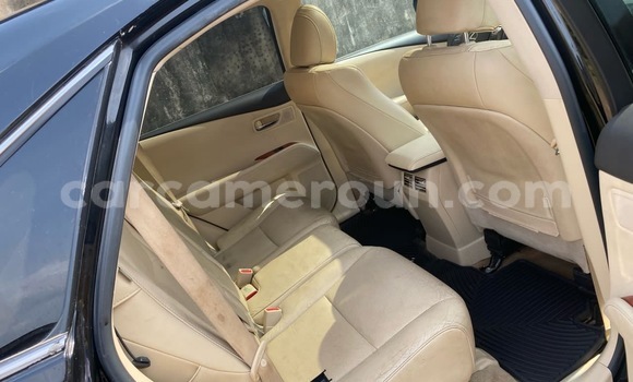 Sayi Imported Lexus RX 350 Black Mota in Douala a Ƙasar Kamaru Sayi Imported Lexus RX 350 Black Mota in Douala a Ƙasar Kamaru