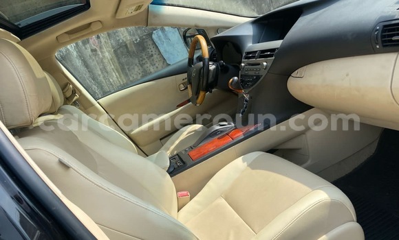 Sayi Imported Lexus RX 350 Black Mota in Douala a Ƙasar Kamaru Sayi Imported Lexus RX 350 Black Mota in Douala a Ƙasar Kamaru