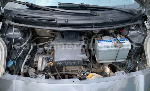 Acheter Occasion Voiture Toyota Yaris Gris à Douala, Littoral Cameroon Acheter Occasion Voiture Toyota Yaris Gris à Douala, Littoral Cameroon