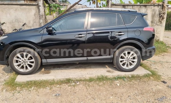 Sayi Na hannu Toyota RAV4 Black Mota in Douala a Ƙasar Kamaru Sayi Na hannu Toyota RAV4 Black Mota in Douala a Ƙasar Kamaru