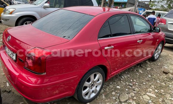 Sayi Na hannu Toyota Avensis Red Mota in Douala a Ƙasar Kamaru Sayi Na hannu Toyota Avensis Red Mota in Douala a Ƙasar Kamaru
