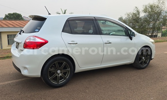 Acheter Occasion Voiture Toyota Auris Blanc à Yaoundé, Central Cameroon Acheter Occasion Voiture Toyota Auris Blanc à Yaoundé, Central Cameroon