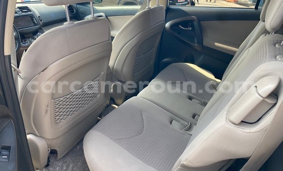 Acheter Neuf Voiture Toyota Vanguard Blanc à Douala, Littoral Cameroon Acheter Neuf Voiture Toyota Vanguard Blanc à Douala, Littoral Cameroon