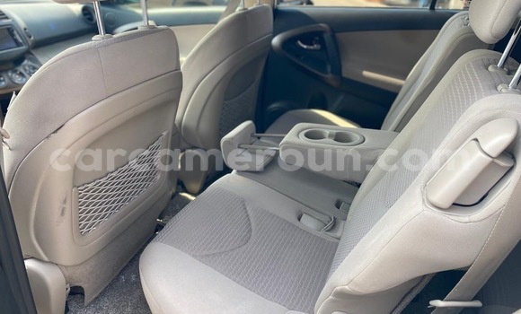 Acheter Neuf Voiture Toyota Vanguard Blanc à Douala, Littoral Cameroon Acheter Neuf Voiture Toyota Vanguard Blanc à Douala, Littoral Cameroon