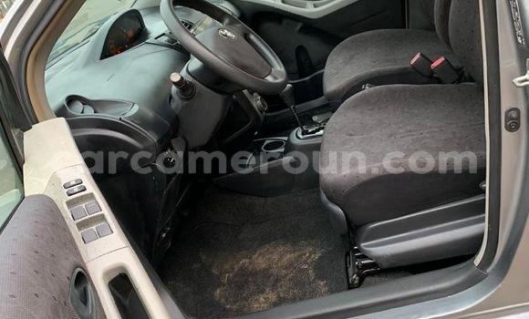 Sayi Sabo Toyota Yaris Sauran Mota in Douala a Ƙasar Kamaru Sayi Sabo Toyota Yaris Sauran Mota in Douala a Ƙasar Kamaru